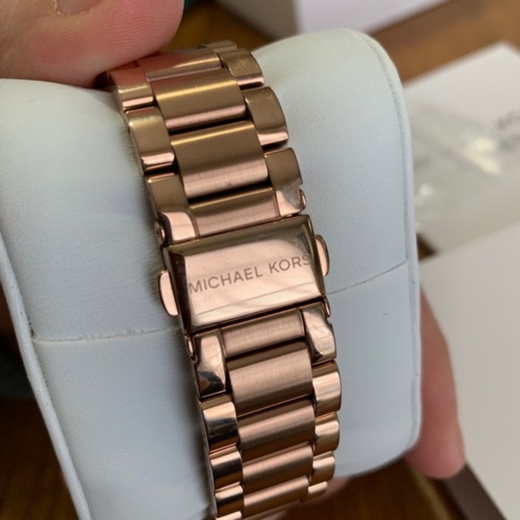 NWT Smart Watch ROSE GOLD Michael Kors MK main image 5